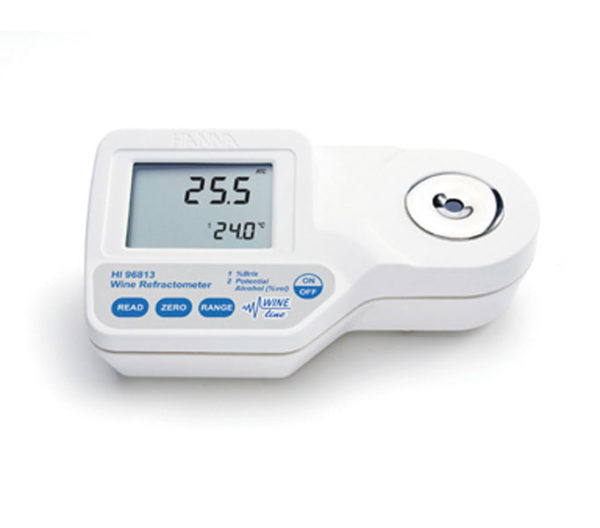 HANNA HI-96813 Refractometer for Potential Alcohol & Brix scale - Image 2