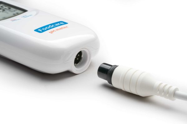 HI-99162 Portable pH/Temperature Meter for Milk Analysis - Image 4